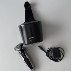 PHILIPS Series 9000 S9731 本体 洗浄器付 ブラック - メルカリ