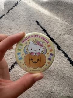サンリオ　ハロウィン　缶バッジのサムネイル