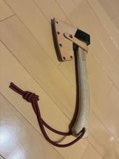 村の鍛冶屋 日本製 斧 木製ハンドル レザーシース付き - メルカリ
