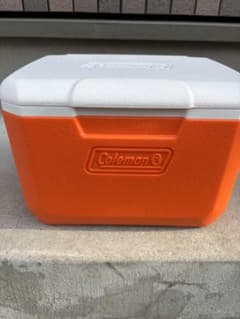 Coleman テイク6 クーラーボックス オレンジ/ホワイトのサムネイル