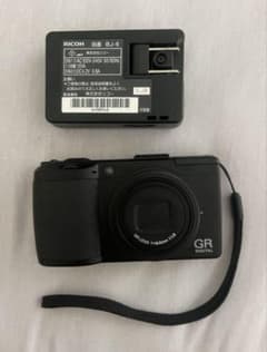 RICOH GR DIGITAL III コンパクトデジタルカメラのサムネイル