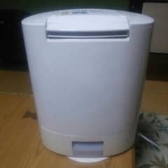 除湿機のサムネイル