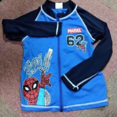 ラッシュガード　水着　110のサムネイル