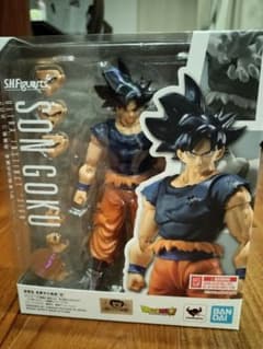 フィギュアーツ　孫悟空　身勝手の極意　兆のサムネイル