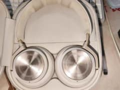 Bang & Olufsen Beoplay HX 本体