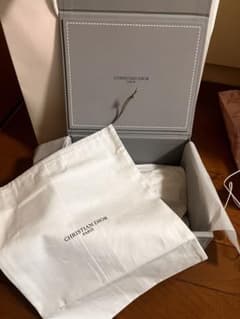 DIOR  空箱　梱包材のサムネイル
