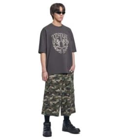 NOMANUAL Tシャツ チャコールグレー グラフィックのサムネイル
