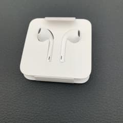 iPhone 純正イヤホン アップルのサムネイル
