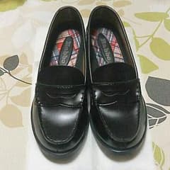 ローファーのサムネイル
