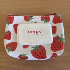 ウェットティッシュポーチ　いちごのサムネイル