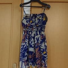 値下げ中！forever21 ワンピースのサムネイル