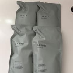 アクニー　薬用ヘアシャンプー、ヘアトリートメントのサムネイル