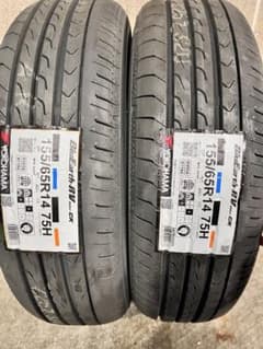 Yokohama BluEarth RV03 155/65R14 2本セットのサムネイル