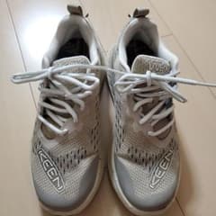 KEEN WK400 ウォーキングシューズ ベージュ 24cmのサムネイル