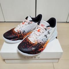 Curry 2 low flotroのサムネイル