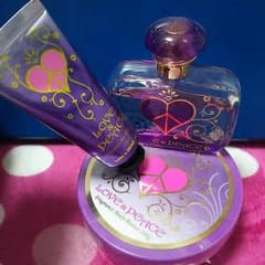 ラブ＆ピース 香水セットのサムネイル