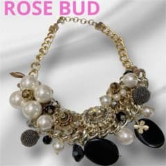 美品✨ROSE BUDネックレスのサムネイル