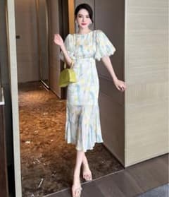 水彩画風パフスリーブロングワンピースのサムネイル