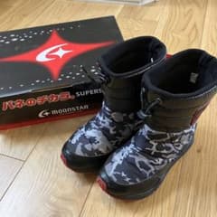 ムーンスター⭐︎バネのチカラ　スノーシューズ　21㎝のサムネイル