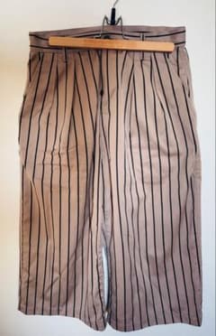 カ*オ様 【美品】SHAREEF ベージュ ストライプ ワイドパンツのサムネイル