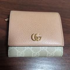 GUCCI GGスプリーム 二つ折り財布 ピンクのサムネイル