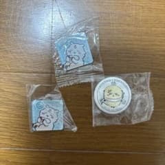ちいかわ　くら寿司　ビッくらポン　あの子　缶バッジ　アクリルマグネットのサムネイル