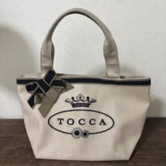 TOCCA トートバッグ ベージュ リボン クラウン刺繍のサムネイル