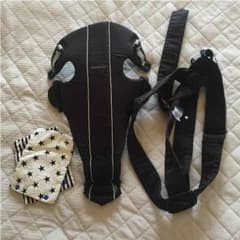 BABYBJORN抱っこ紐、よだれパットつきのサムネイル