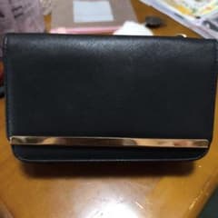 ブラック ショルダーバッグ ゴールド金具のサムネイル