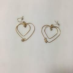 ピアスのサムネイル