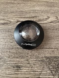 M・A・C ミネラライズ アイシャドウのサムネイル