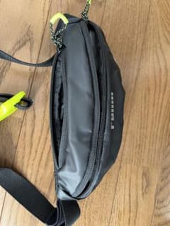 PUMA ボディバッグ ブラックのサムネイル
