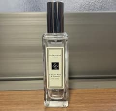 ジョーマローン イングリッシュペアー＆フリージア コロンのサムネイル