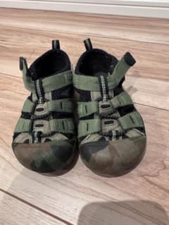 KEEN サンダル カモフラージュ柄 キッズ　ベビーのサムネイル