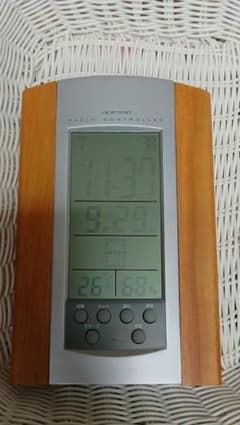 デジタル 電波時計 置時計のサムネイル
