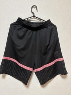 Arch バスケットボールパンツ 黒/ピンクのサムネイル