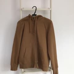 【ユニクロ】パーカー裏ボアのサムネイル