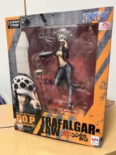 P.O.P トラファルガー・ロー フィギュアpop非公認 I.R.O 女体化 - メルカリ