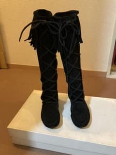 ミネトンカフリンジロングブーツ　黒のサムネイル