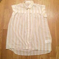 新品★ローリーズファーム   ブラウス★のサムネイル