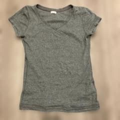 PLST グレー Vネック Tシャツのサムネイル