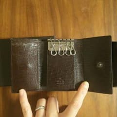 びび☆プロフ必読☆様専用です！難あり GUCCI キーケースのサムネイル