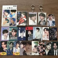 BTSグッズまとめ売り - メルカリ