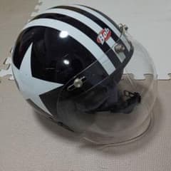 ヘルメットのサムネイル
