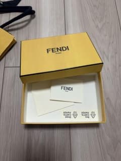FENDI フェンディ 空箱 ショップ袋 リボン セットのサムネイル