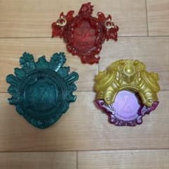 妖怪ウォッチ 秘宝妖怪エンブレム 3点まとめ売りのサムネイル