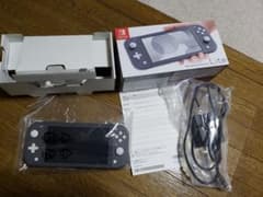 Nintendo Switch lite グレー 本体充電器箱付きのサムネイル