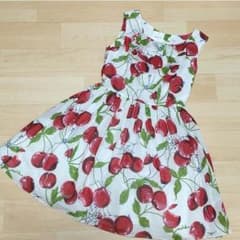専用♡新品 MILK タランチェリードレスのサムネイル