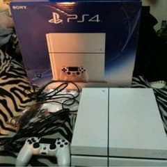 ねこฅ•ω•ฅニャン様専用 PS4 本体のサムネイル