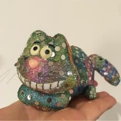 送料込★ディズニー 不思議の国のアリス チシャ猫 ぬいぐるみ バッヂのサムネイル
